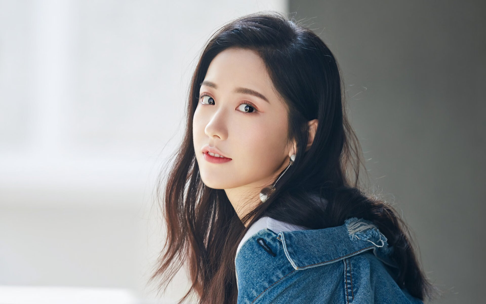 未来转会想象:不可思议的重磅签约盘点,如何获得转会签约函